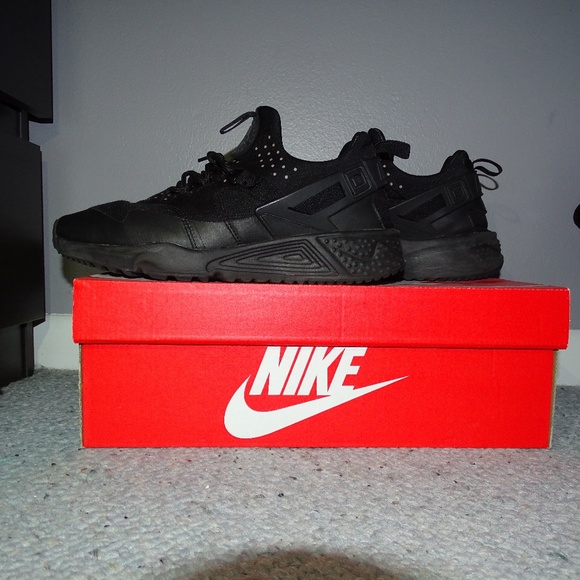 NIKE HUARACHE UTILITY - Picture 4 of 4
